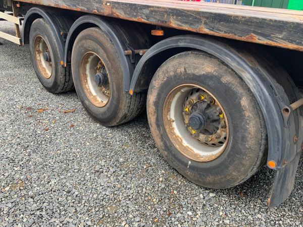 Trailer Trailer 2016 SDC TRI Axle Flat ........682 265811176