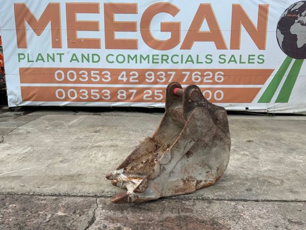 24" DIGGING BUCKET....80mm PINS.....281. 266039338