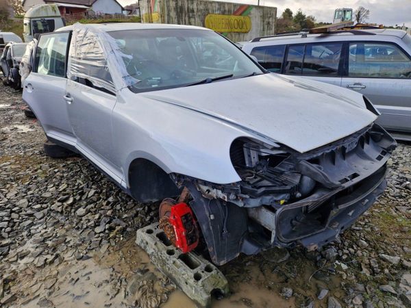Porsche cayenne 4.5 breaking parts 260608584