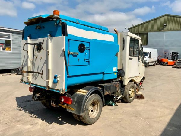 2008 SCARAB MINOR CITY ROAD SWEEPER......834 261003528