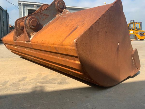84" SCOTT GRADING BUCKET....80mm PINS...#50D 261578231