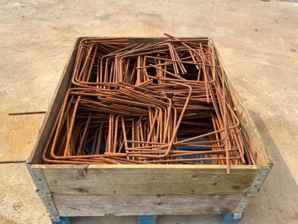 QUANTITY OF U SHAPE REINFORCE STEEL REBAR 262627387