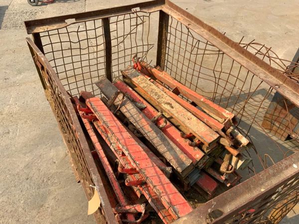 PERI SHUTTERING FORMWORK WALER BARS. 262629514