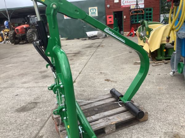 New Cashels “Elephant trunk” bale handler 263957756