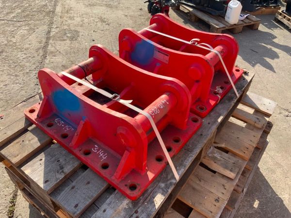 MILLER HAMMER CRADLE...65mm PINS....3144. 274151531
