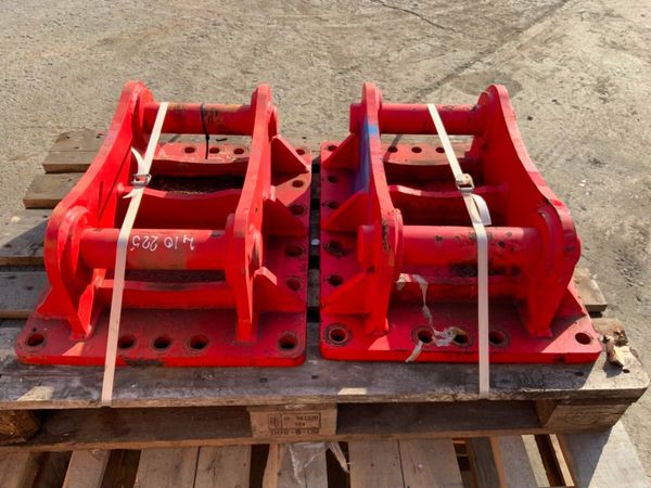 MILLER HAMMER CRADLE...65mm PINS....3144. 274151532