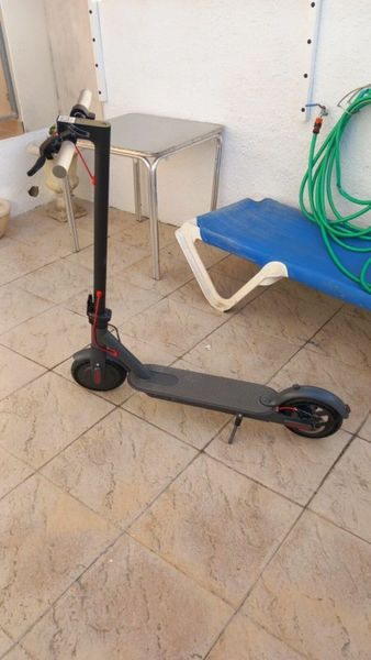I Swapped My Car For A 3 Wheel Electric Scooter And This Happened... - ixmfzem