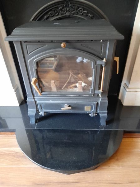 Solid fuel Stove for sale in Co. Galway for €250 on DoneDeal