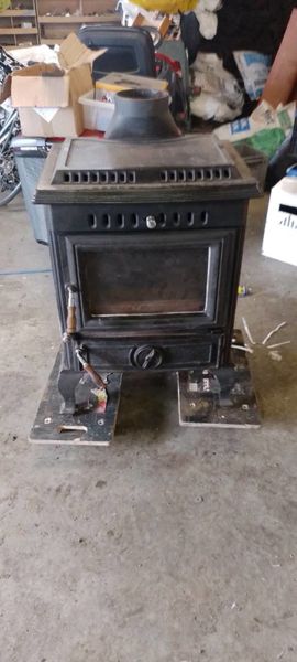 Solid fuel stove for sale in Co. Mayo for €350 on DoneDeal