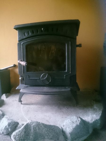Stanley Tara back boiler stove for sale in Co. Galway for €800 on DoneDeal