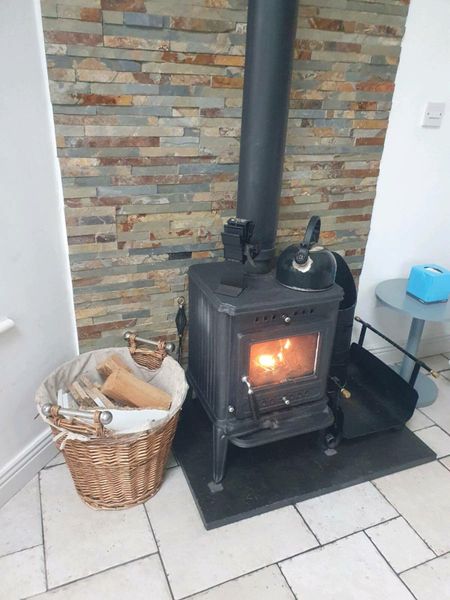https://www.donedeal.co.uk/all?wordsu003dmulti%20fuel%20stoves