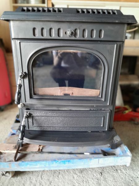 https://www.donedeal.ie/heating-for-sale/solid-fuel-stove/35328381