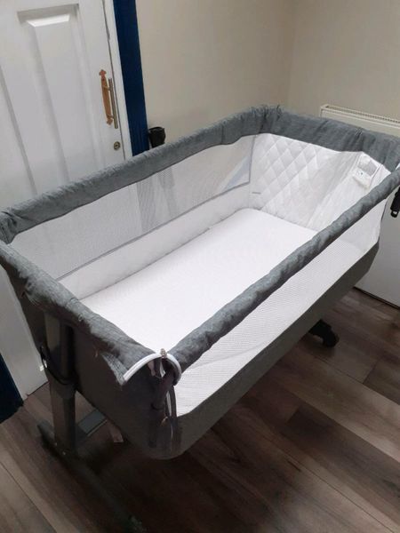 Cozi sleeper outlet crib