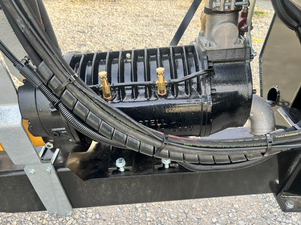 Cross 2500 Gallon tanker with 7.5 mastek shoe 276839367