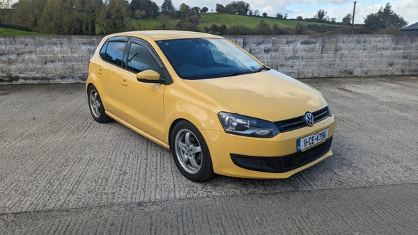 VW POLO YELLOW EDITION 1.2 TSI AUTOMATIC. for sale in Co