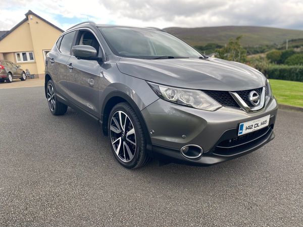 Nissan Qashqai 1.5dci Tekna with Pan roof 277452759