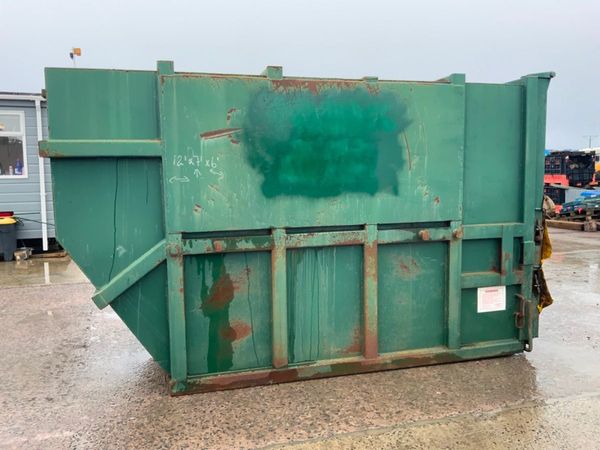 ENCLOSED CHAIN LIFT COMPACTOR SKIP.........17. 277593450