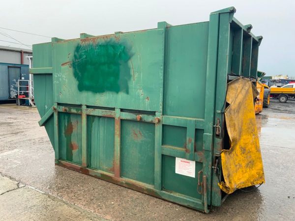 ENCLOSED CHAIN LIFT COMPACTOR SKIP.........17. 277593451