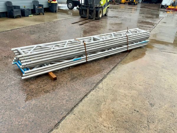 LIGHTWEIGHT ALUMINIUM GIRDER TRUSSES. 277649420