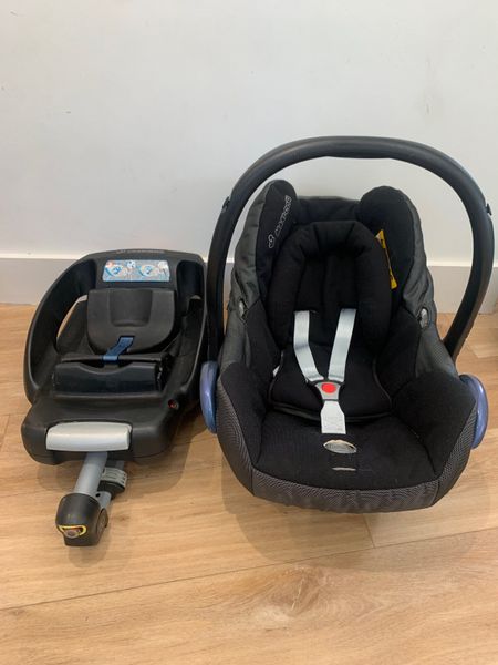 Maxi cosi car 2024 seat done deal