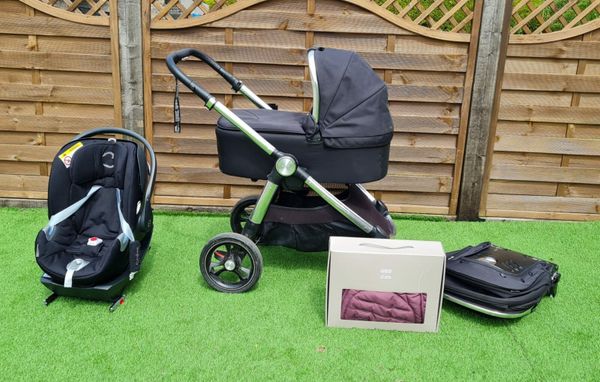 Ocarro pram outlet bundle