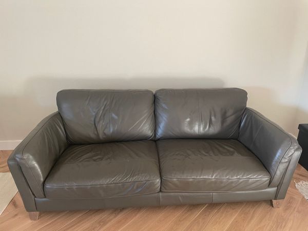 For sale 3 seater sofa /couch