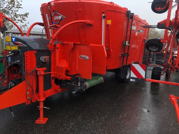 Diet Feeder 278048124