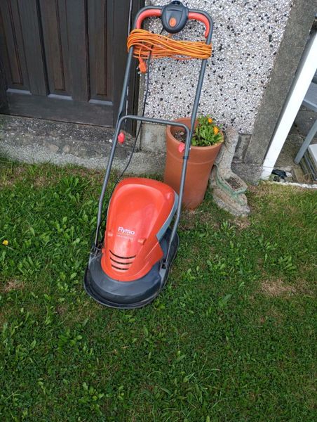 Flymo hover vac for sale in Co. Dublin for 70 on DoneDeal