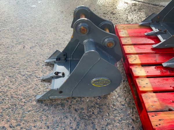 18" STRICKLAND DIGGING BUCKETS...35mm PINS...1210 278778951