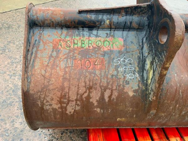 7ft GRADING BUCKET......90mm PINS.....A31 278861024