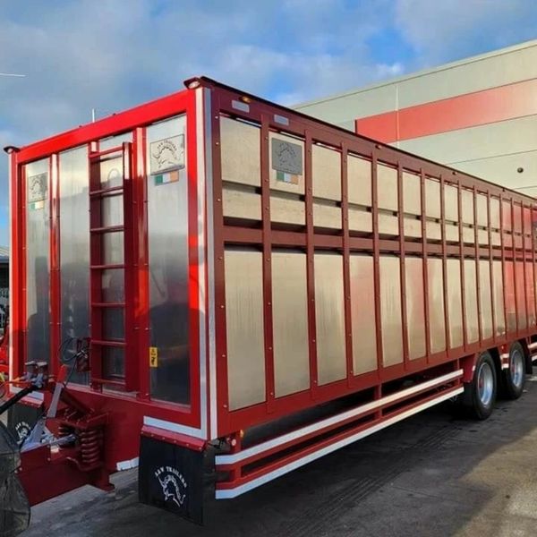 A&W cattle trailers