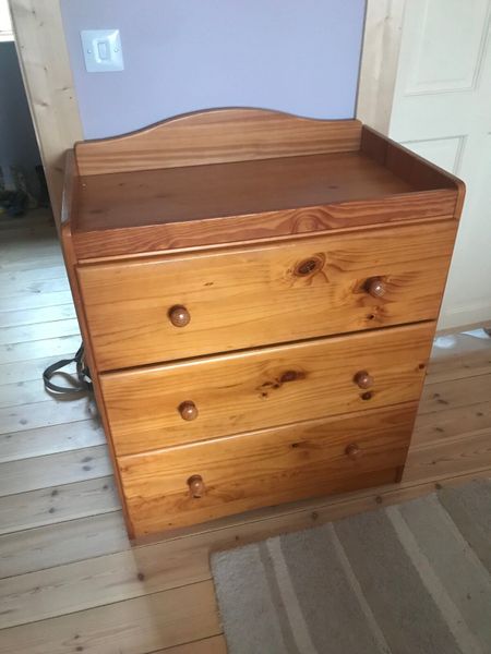 Pine baby changing unit with outlet drawers