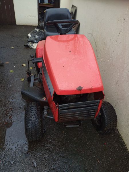 Ride on lawn mowers for sale on discount donedeal