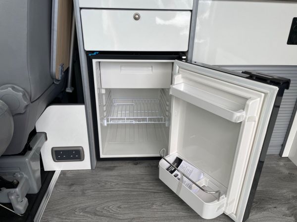 Volkswagen Camper 270076384