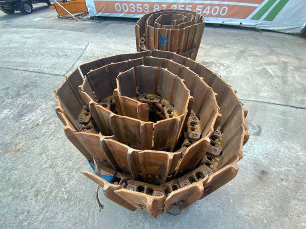 KOMATSU DOZER CHAINS AND PADS.......5640. 270186845