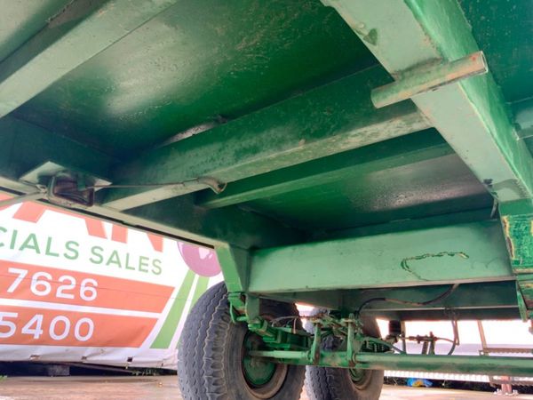 11000lt TRI AXLE BUNDED FUEL BOWSER......1530. 270657304