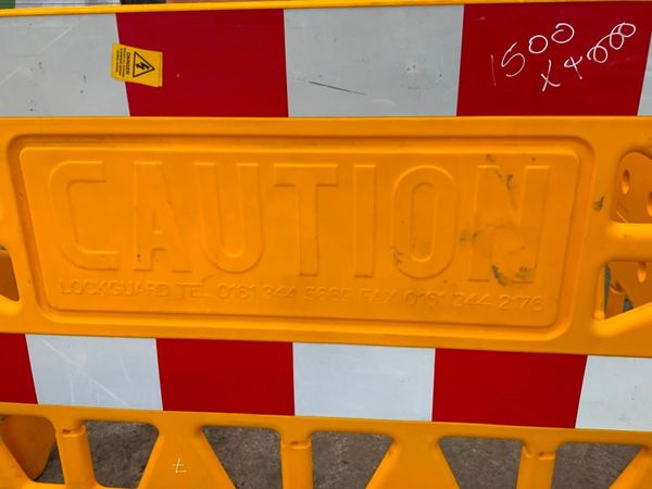 'LOCKGUARD' MANHOLE PEDESTRIAN BARRIERS. 270951216