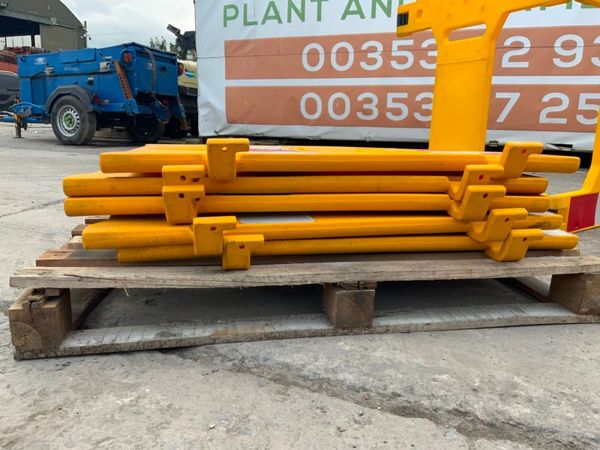 'LOCKGUARD' MANHOLE PEDESTRIAN BARRIERS. 270951217