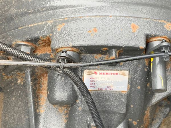 Renault D D320 Rear Lift Parts AND Spares. 271105591