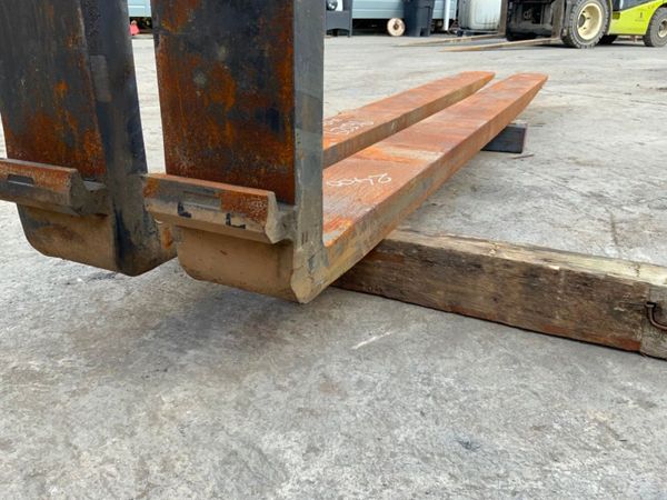 2400mm EXTENDED  FORKS...25" CARRIAGE....1125. 271230620