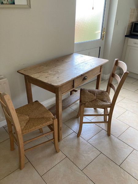 Old pine best sale chairs for sale