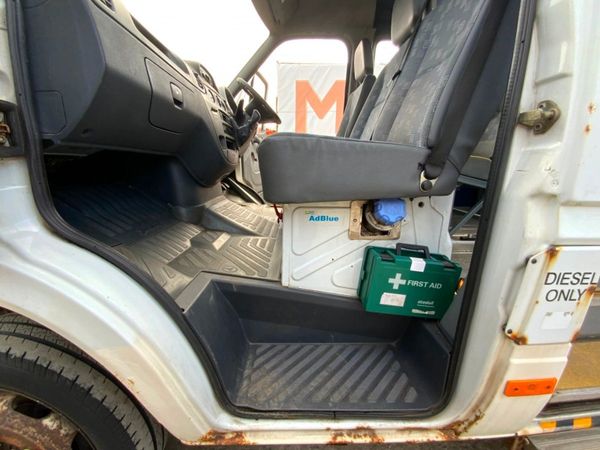 Mercedes-Benz Vario 16 Seater Wheelchair Accessib 271839823