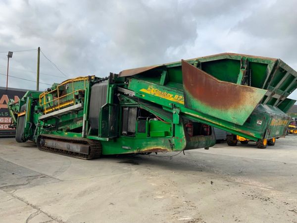 2013 MC CLOSKEY B230 TRACKED WASTE SCREENER. 271925215