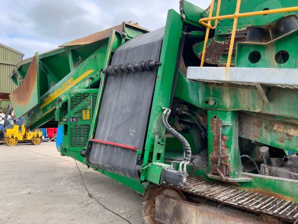 2013 MC CLOSKEY B230 TRACKED WASTE SCREENER. 271925227