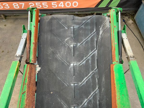 2013 MC CLOSKEY B230 TRACKED WASTE SCREENER. 271925229