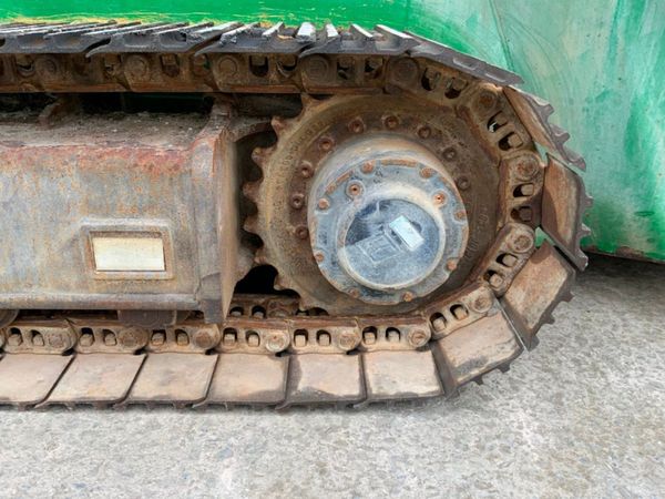 2013 MC CLOSKEY B230 TRACKED WASTE SCREENER. 271925238