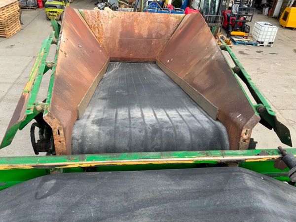 2013 MC CLOSKEY B230 TRACKED WASTE SCREENER. 271925231
