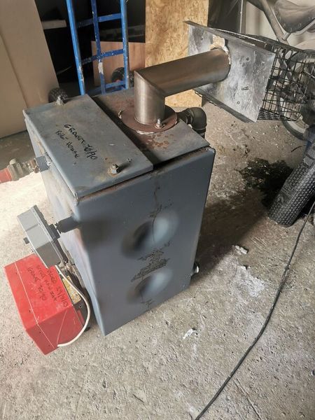 indoor oil boiler for sale in Co. Kildare for €400 on DoneDeal