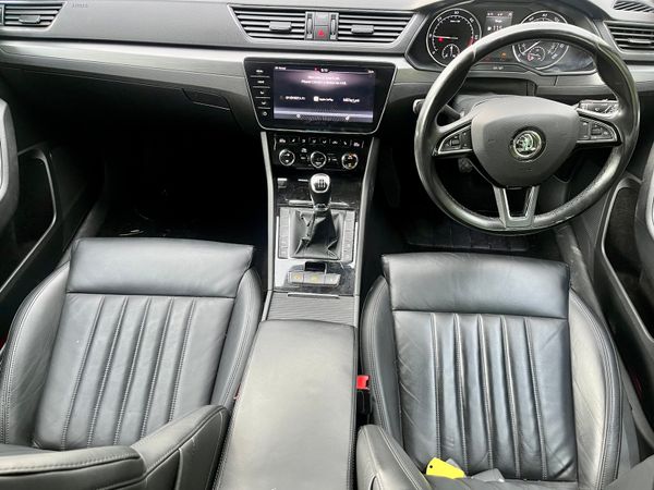 Showroom condition top of the range superb 273125394