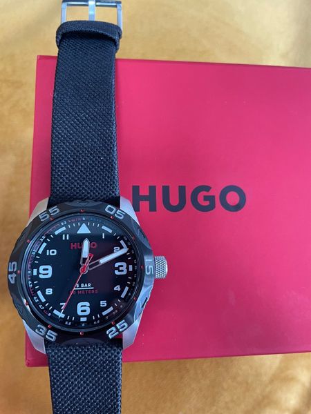 Hugo boss 2024 watches cork